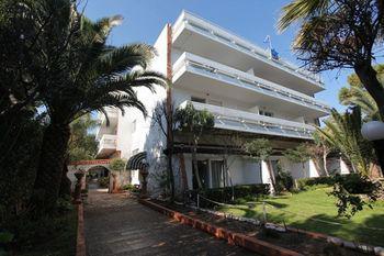 Ballos Apartments Néa Mákri Buitenkant foto